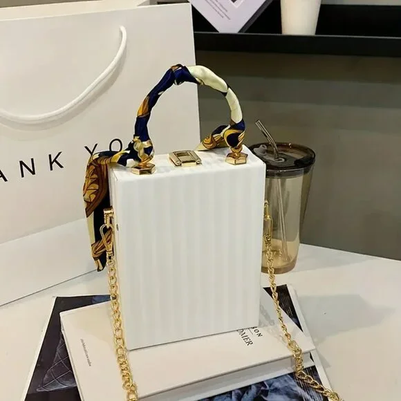 Fashion Lady Face Trendy Box Handbag for Women w/Pearl Earrings, Scarf Handle - Picture 12 of 16